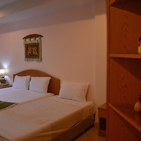 Seven Oaks Inn Jomtien Beach Camera foto