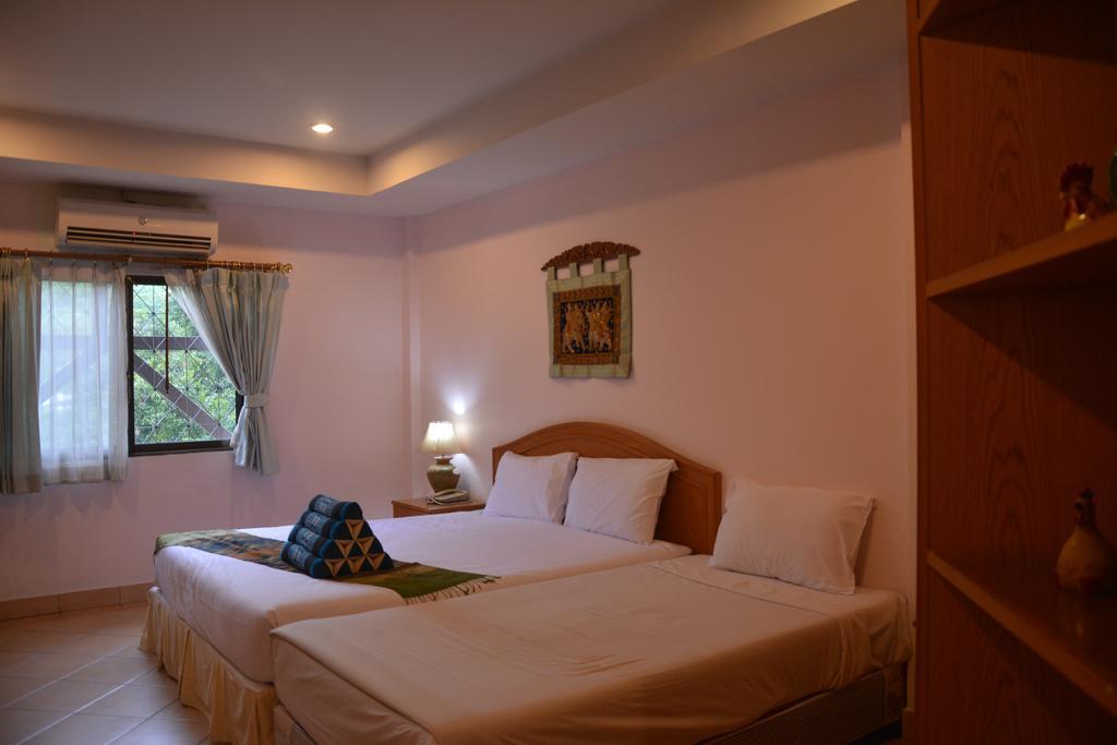 Seven Oaks Inn Jomtien Beach Camera foto