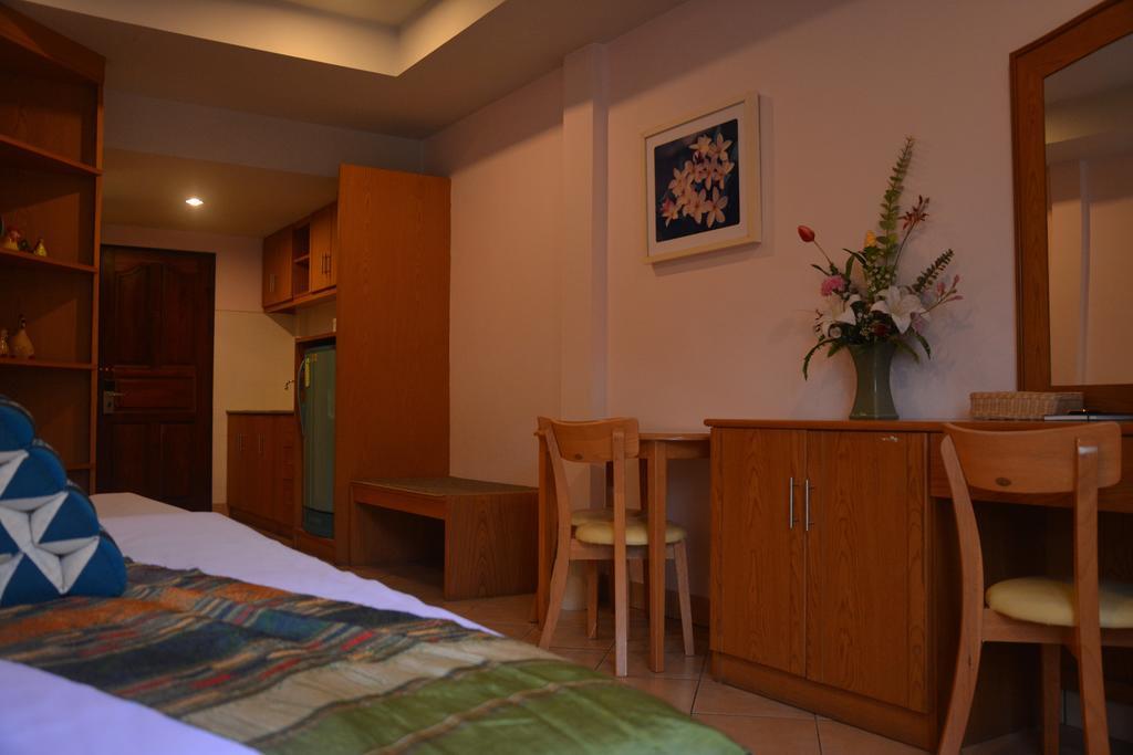 Seven Oaks Inn Jomtien Beach Camera foto
